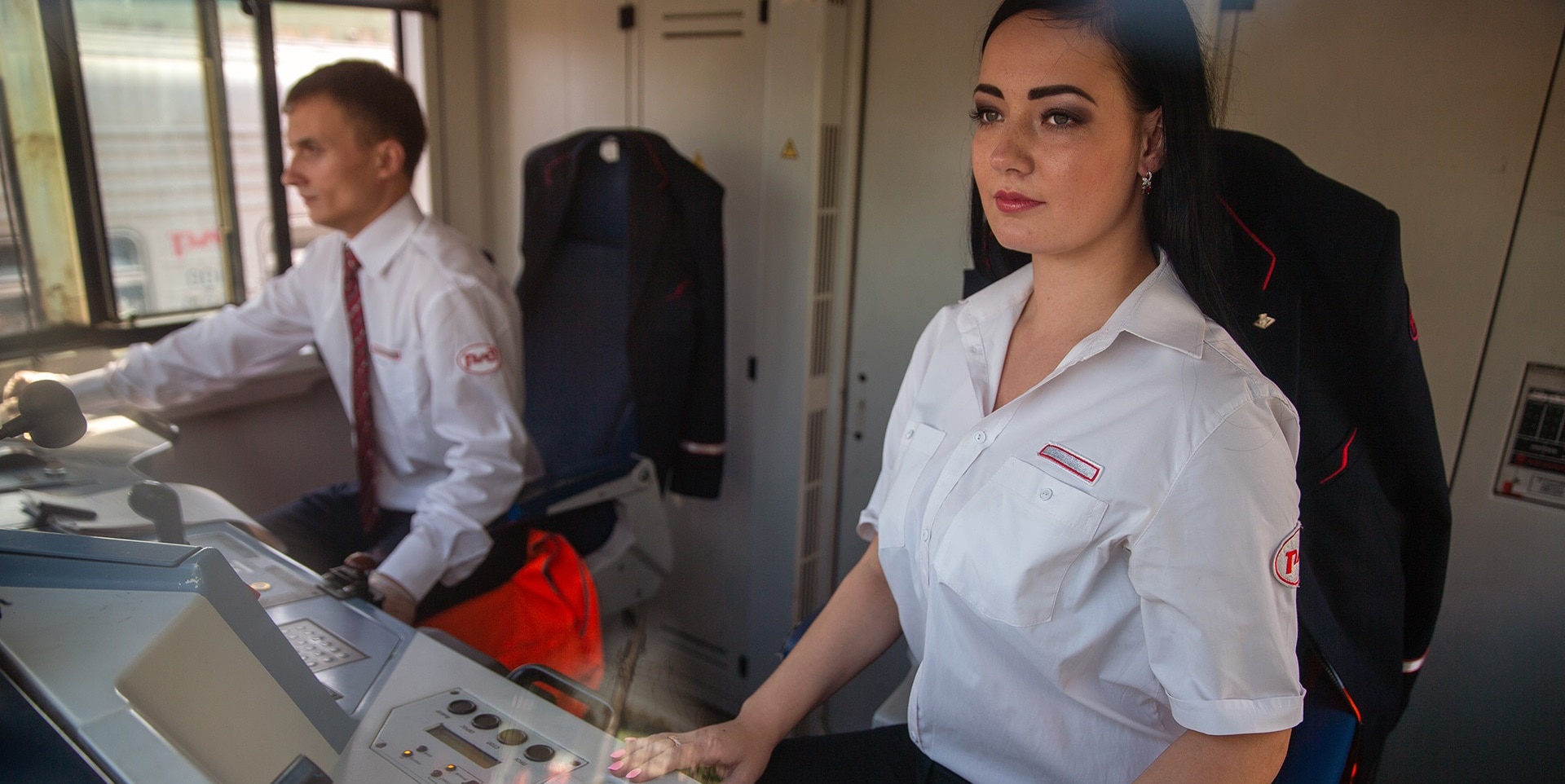 Первые женщины — помощники машинистов 